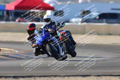 media/Dec-18-2022-SoCal Trackdays (Sun) [[8099a50955]]/Turn 2 (950am)/